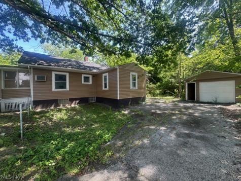 875 E 131st Street Cleveland OH 44108