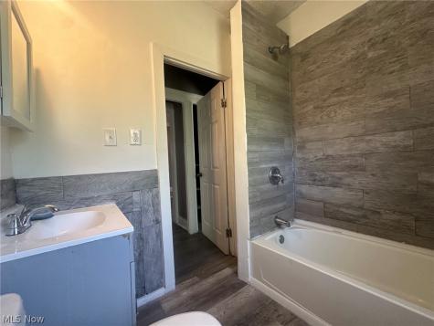 875 E 131st Street Cleveland OH 44108