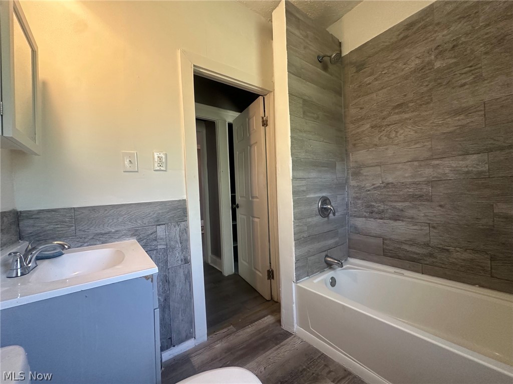 875 E 131st Street Cleveland OH 44108