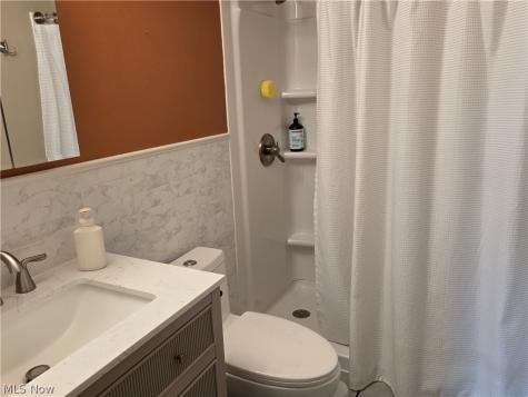 104 Summerset Drive Marietta OH 45750