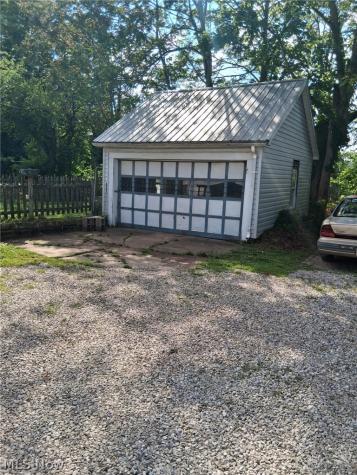 329 Muskingum Drive Marietta OH 45750