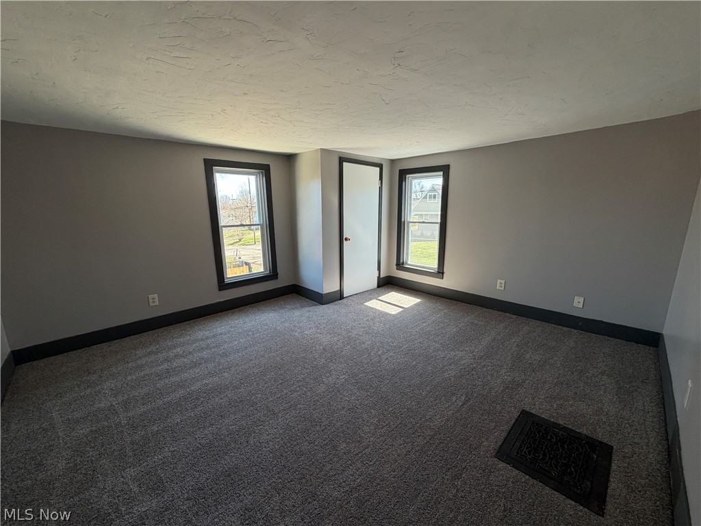 14849 Penford Street NW North Lawrence OH 44666
