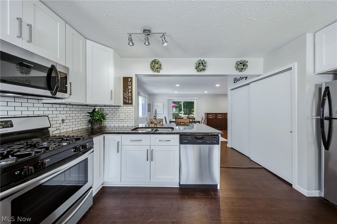 572 Woodmere Drive Berea OH 44017