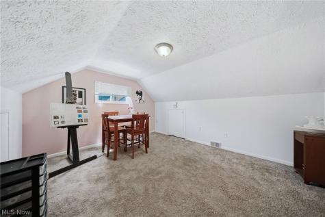 572 Woodmere Drive Berea OH 44017