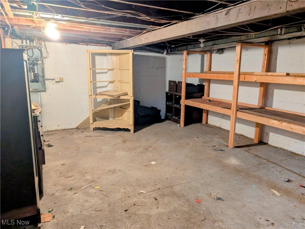 923 Wood Street Wellsville OH 43968