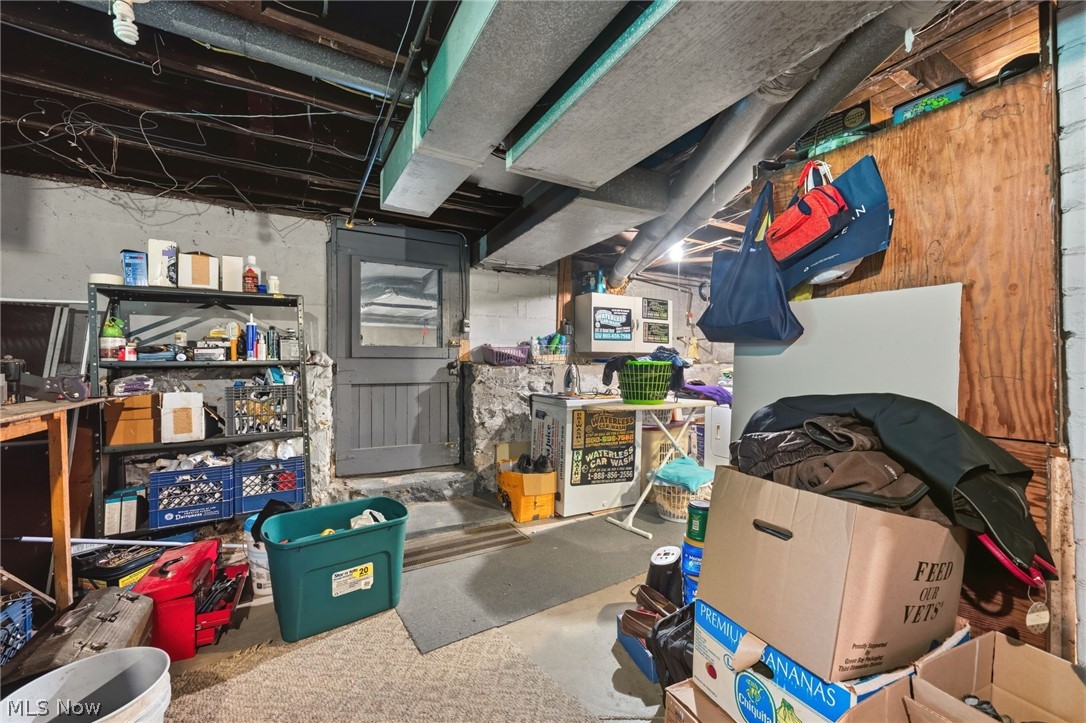 631 Bunker Hill Road Ashtabula OH 44004