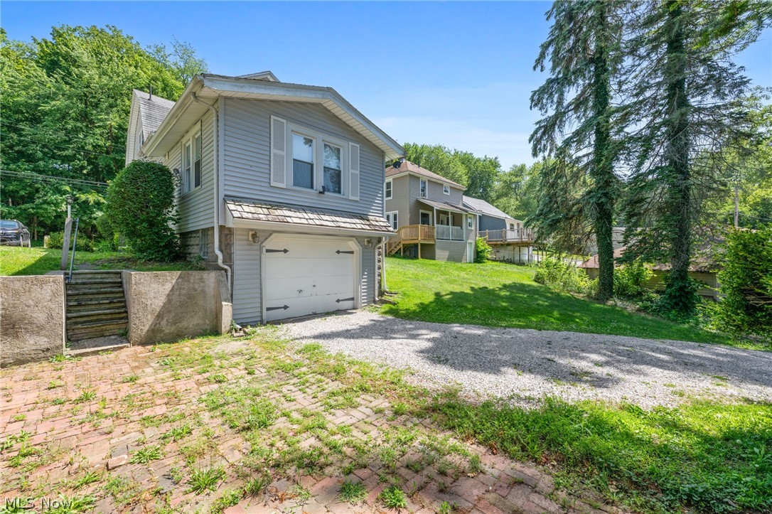 631 Bunker Hill Road Ashtabula OH 44004