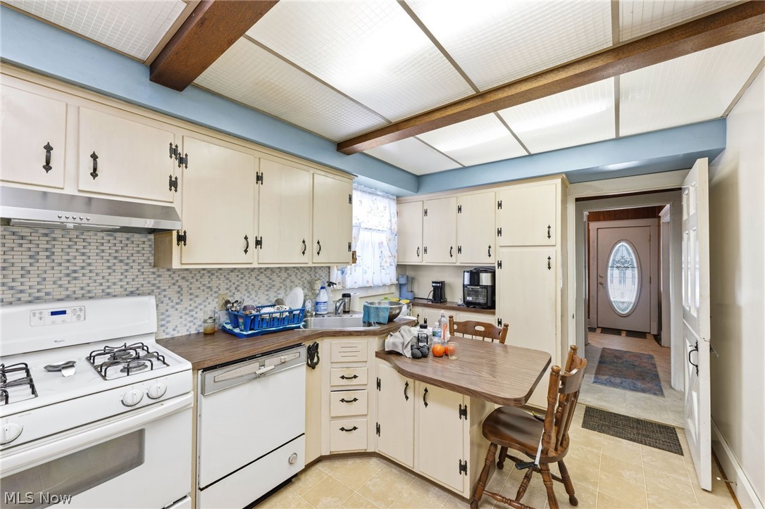 631 Bunker Hill Road Ashtabula OH 44004