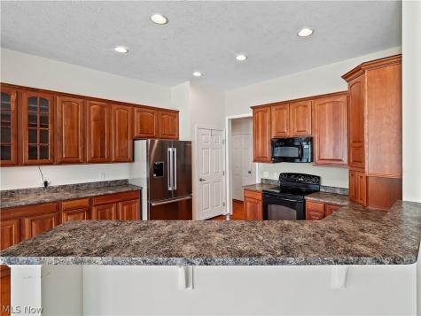 39183 Woodland Trail Avon OH 44011