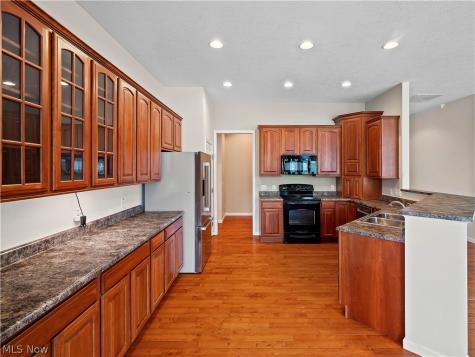 39183 Woodland Trail Avon OH 44011