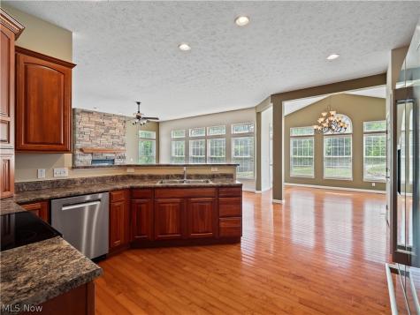 39183 Woodland Trail Avon OH 44011