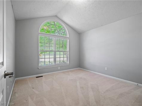39183 Woodland Trail Avon OH 44011