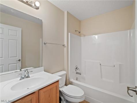 39183 Woodland Trail Avon OH 44011