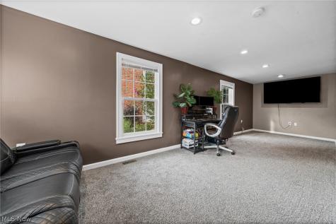 2236 Edgerton Road University Heights OH 44118