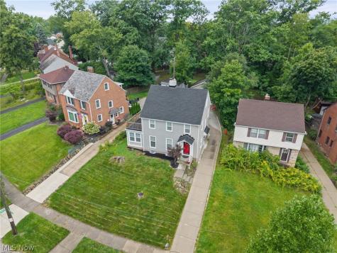2236 Edgerton Road University Heights OH 44118