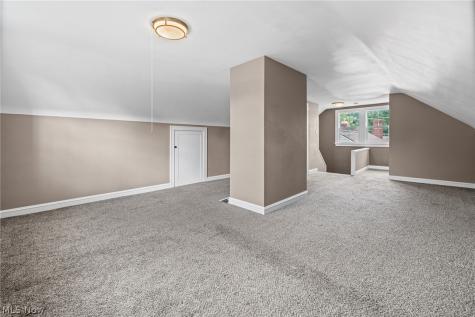 2236 Edgerton Road University Heights OH 44118