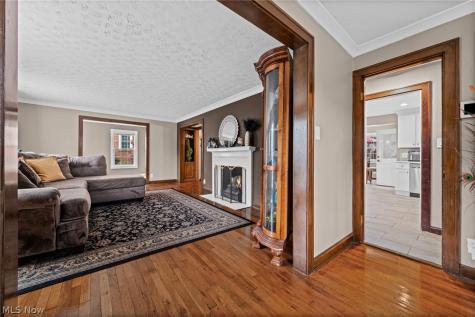 2236 Edgerton Road University Heights OH 44118