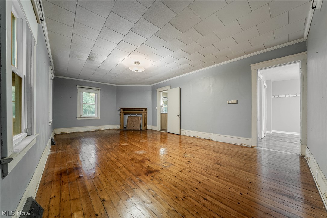 2266 Glenridge Road Euclid OH 44117