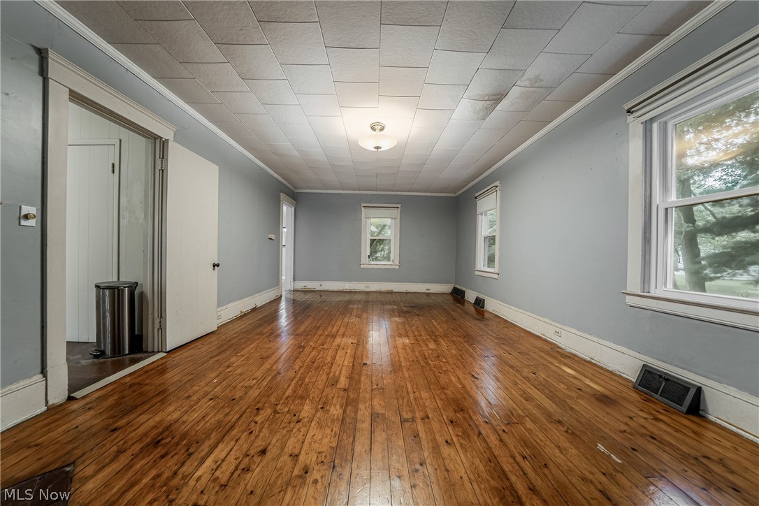 2266 Glenridge Road Euclid OH 44117