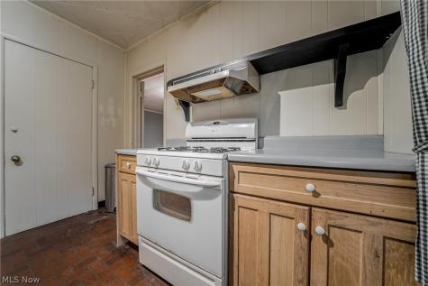 2266 Glenridge Road Euclid OH 44117