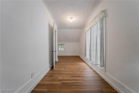 2266 Glenridge Road Euclid OH 44117