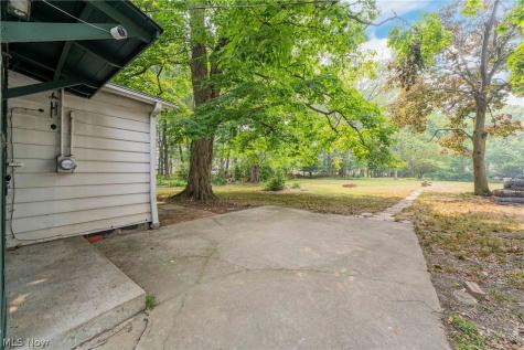 2266 Glenridge Road Euclid OH 44117