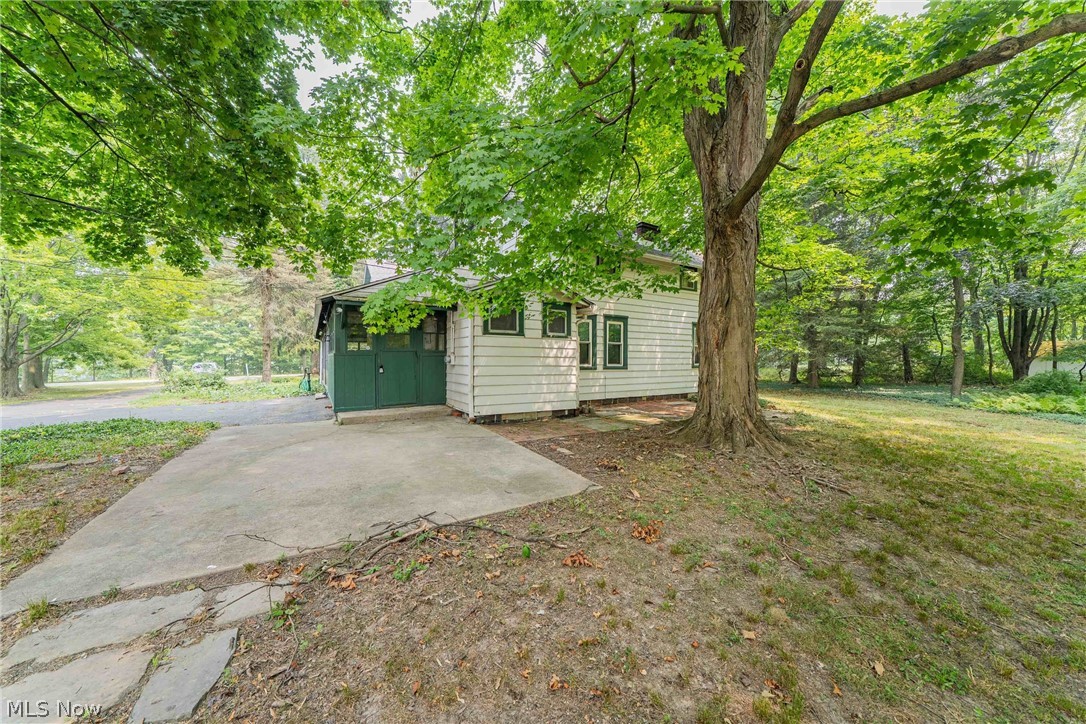 2266 Glenridge Road Euclid OH 44117