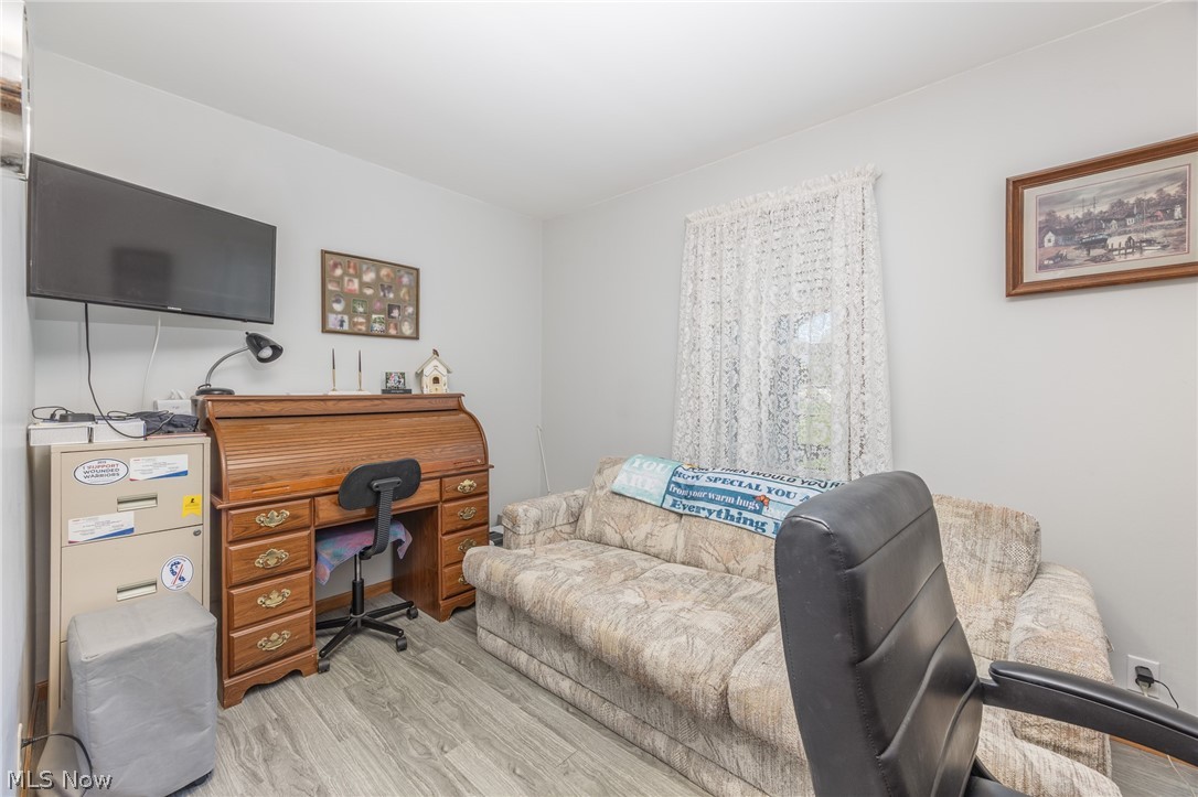 35 Poinciana Street Newport OH 45768