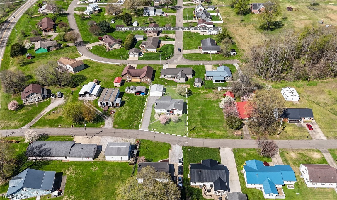 35 Poinciana Street Newport OH 45768