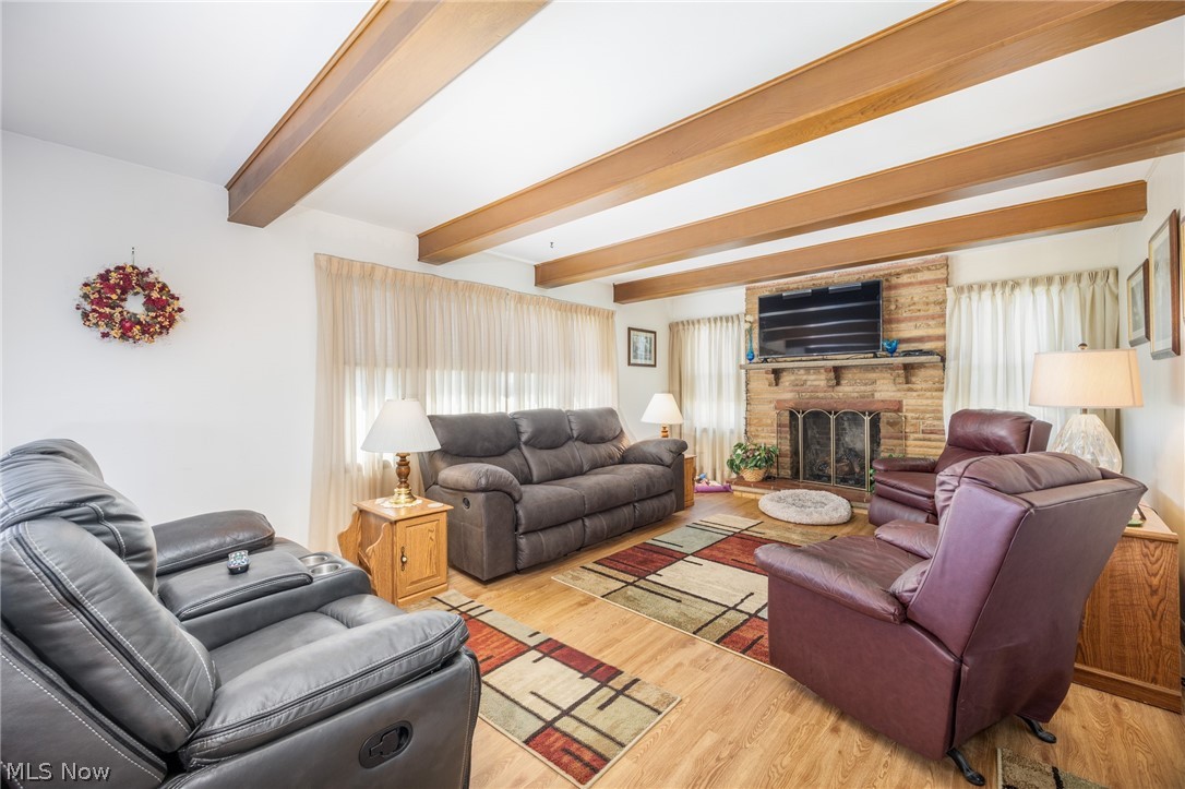 35 Poinciana Street Newport OH 45768