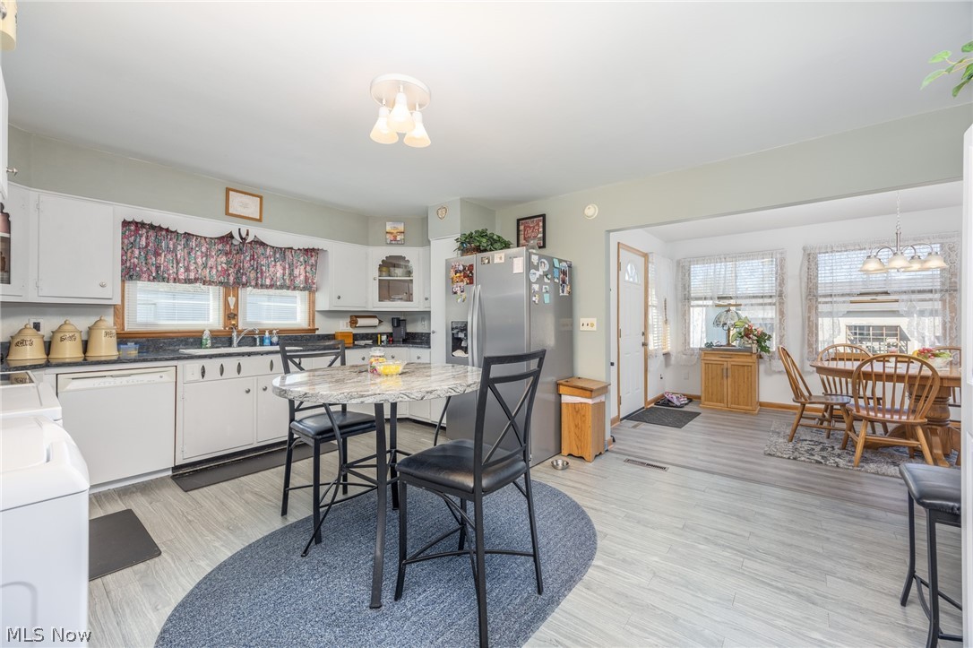 35 Poinciana Street Newport OH 45768
