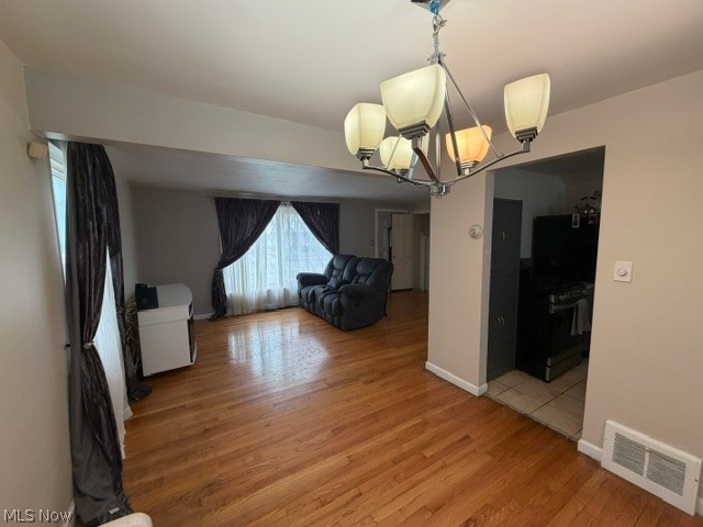 19316 Shakerwood Road Warrensville Heights OH 44122