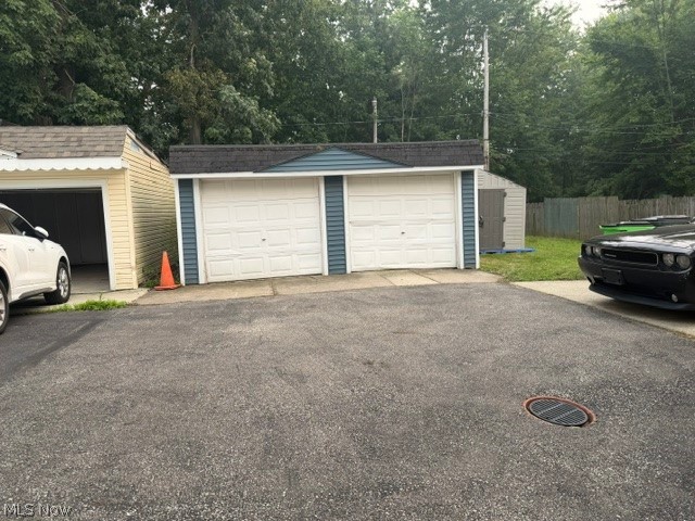19316 Shakerwood Road Warrensville Heights OH 44122