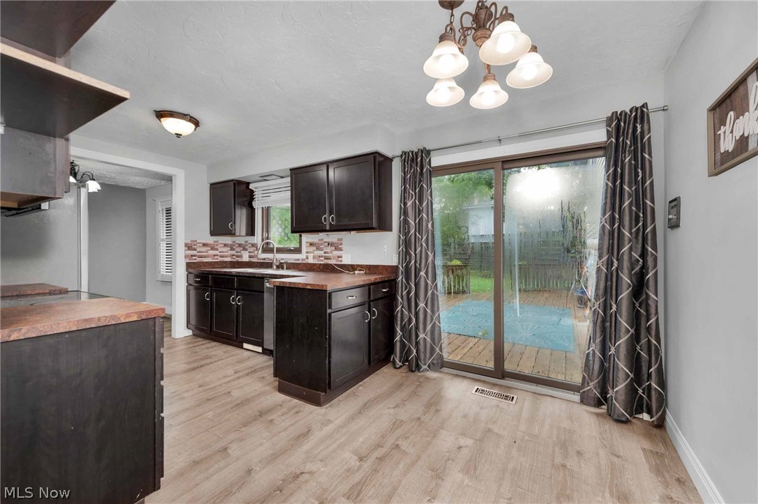 4417 Queen Anne Avenue Lorain OH 44052
