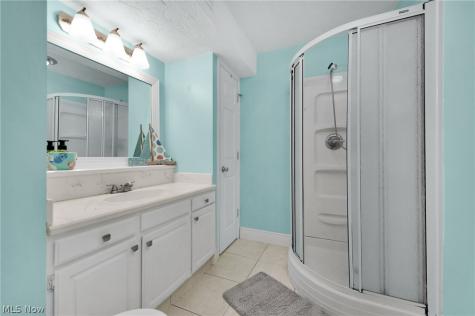 4417 Queen Anne Avenue Lorain OH 44052