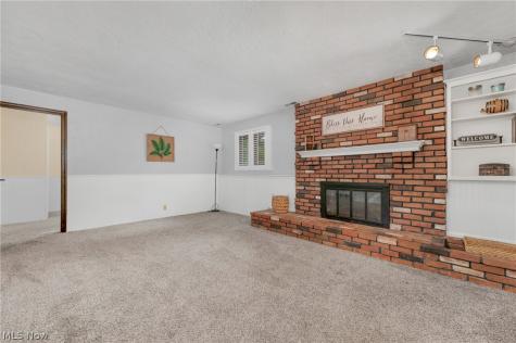 4417 Queen Anne Avenue Lorain OH 44052