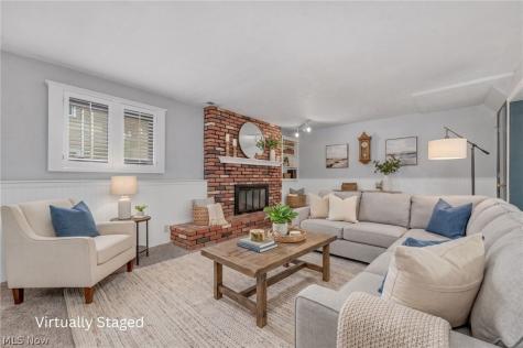 4417 Queen Anne Avenue Lorain OH 44052