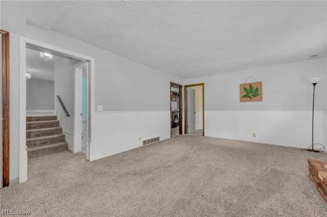 4417 Queen Anne Avenue Lorain OH 44052