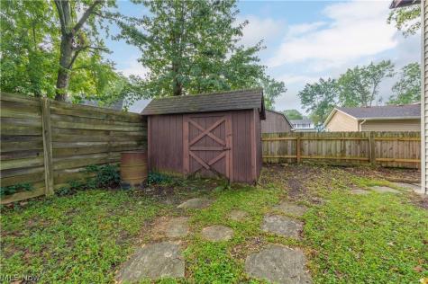 4417 Queen Anne Avenue Lorain OH 44052