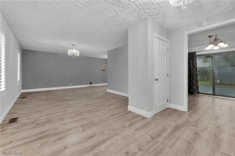 4417 Queen Anne Avenue Lorain OH 44052