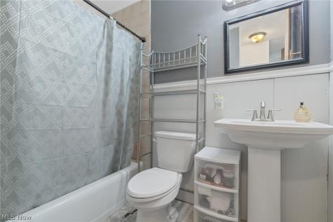 1973 Sedro Street Cuyahoga Falls OH 44221