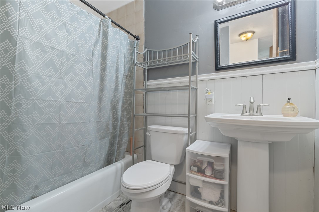 1973 Sedro Street Cuyahoga Falls OH 44221