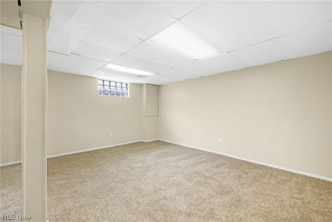 4385 Rex Lake Drive New Franklin OH 44319