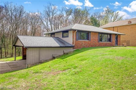 4385 Rex Lake Drive New Franklin OH 44319