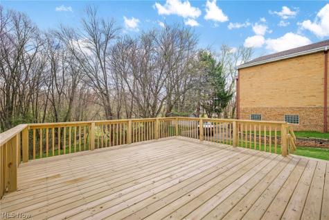 4385 Rex Lake Drive New Franklin OH 44319