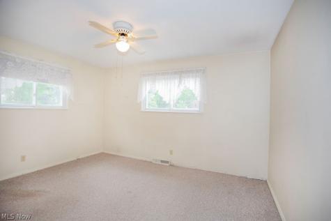 3894 Cannon Road Youngstown OH 44515