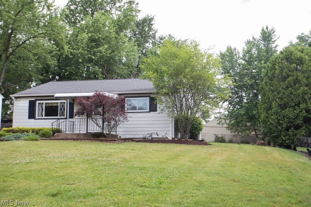 3894 Cannon Road Youngstown OH 44515