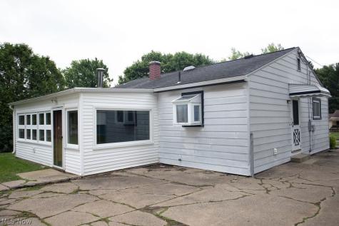 3894 Cannon Road Youngstown OH 44515