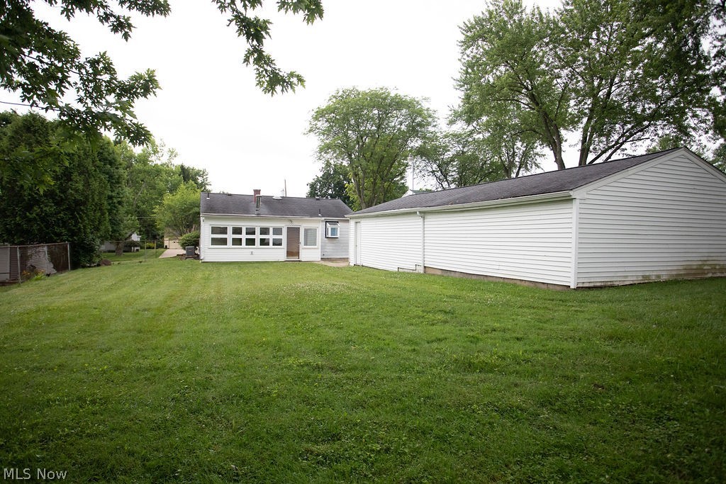 3894 Cannon Road Youngstown OH 44515