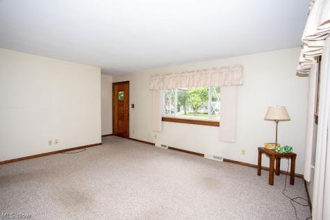 3894 Cannon Road Youngstown OH 44515